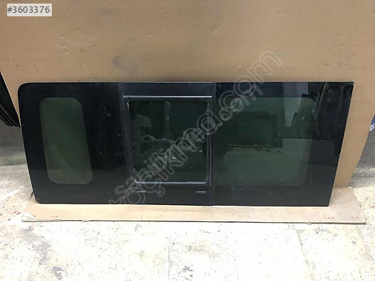 FORD TRANSİT SAĞ ARKA YAN CAM