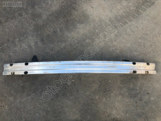 RENAULT KADJAR ÇIKMA ORJİNAL TAMPON DEMİRİ