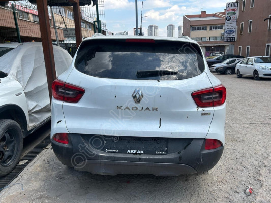RENAULT KADJAR BAGAJ KAPAGI 1