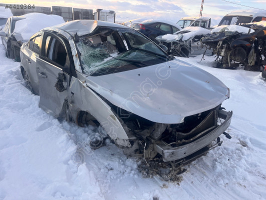 Chevrolet Cruze Çıkma Yedek Parçaları