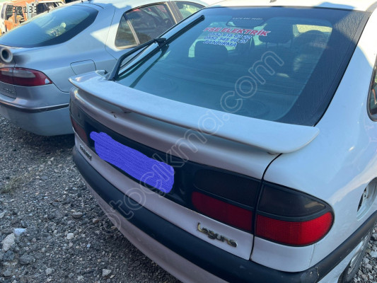RENAULT LAGUNA 1 BAGAJ KAPAĞI DOLU MONTECAR 2