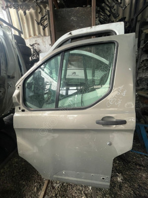 FORD CUSTOM SOL ÖN KAPI KONUK OTO