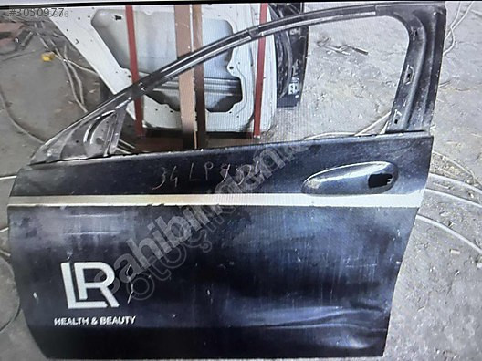 MERCEDES A SERİSİ 176 KASA SOL ÖN KAPI