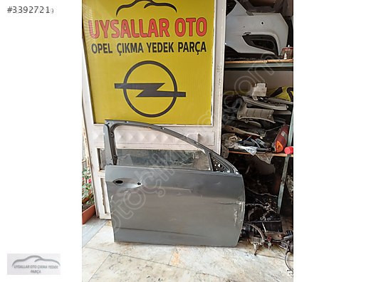 Opel Insignia B çıkma orijinal sağ ön kapı