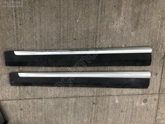 MG ZS SOL ÖN KAPI BANDI 10360762