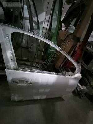 PEUGEOT 208 SAĞ ÖN KAPI ORJİNAL ÇIKMA PEJO