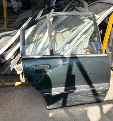 OPEL OMEGA SAĞ ARKA KAPI