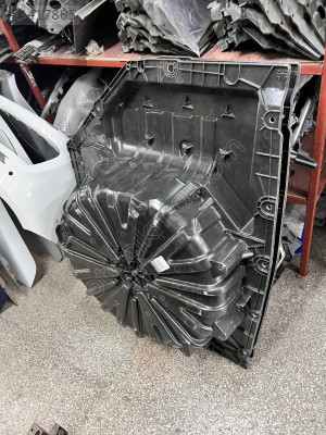 RENAULT MEGANE 4 BAGAJ HAVUZU ORJİNAL ÇIKMA