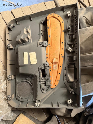 Ford focus 2.5 sağ ön kapı döşemesi hatasız