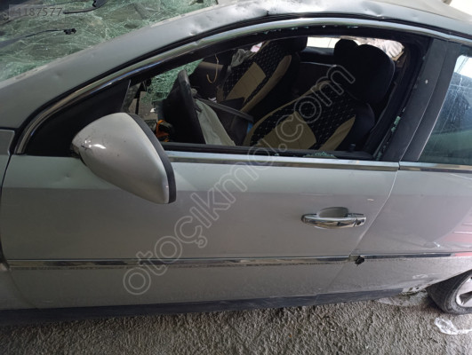 Opel  Vectra sol ön kapı