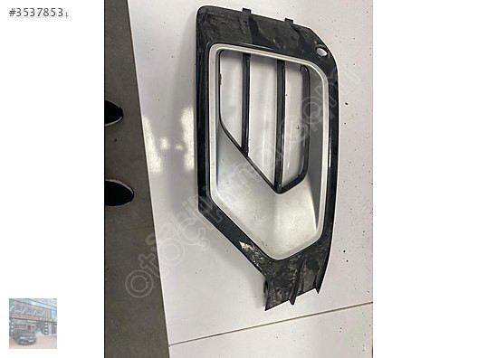 AUDİ A1 SİS KAPAĞI FAR ÇERÇEVESİ
