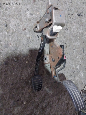 RENAULT CLİO-3 1.5 ÇIKMA ORİJİNAL PEDAL TAKIMI