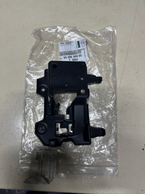 Peugeot 3008 kamera ayak 9836669580