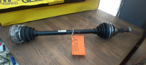 Audi 100 C1 sol ön aks OEM 803407271D sıfır orj