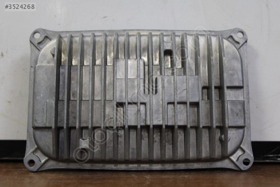 MERCEDES C SERİ W205 W213 W238 LED FAR BEYNİ A2139002616