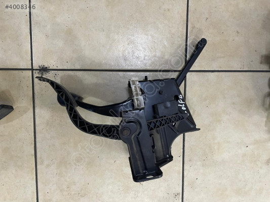 VOLKSWAGEN GOLF 4 PEDAL TAKIMI