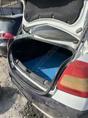 Renault megane 2 ıı Arka bagaj fitili