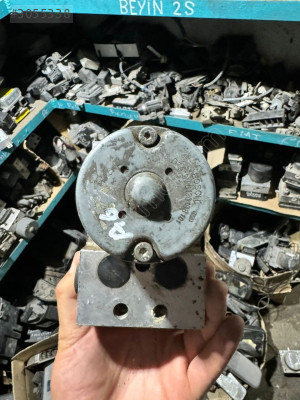 AUDİ A6 C5 ABS BEYNİ