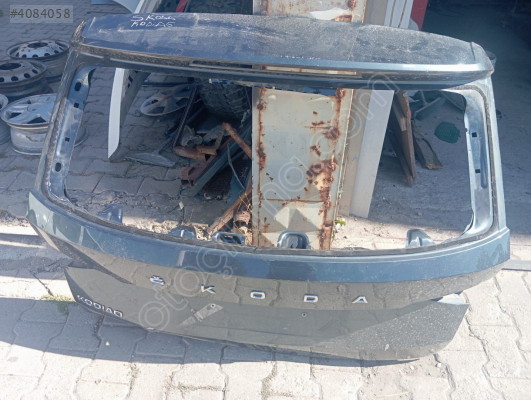 2023 2025 Skoda kodiag arka bagaj kapağı
