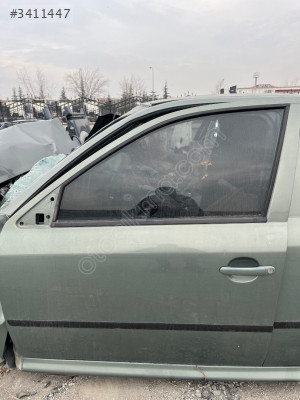 SKODA OCTAVİA A4 SOL ÖN KAPI