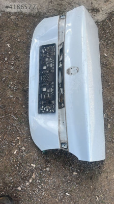 Renault Symbol makyajlı kasa arka bagaj kapağı orijinal