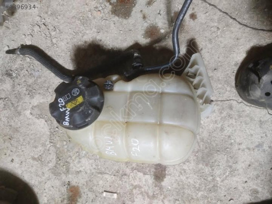 BMW F20 YEDEK SU DEPOSU