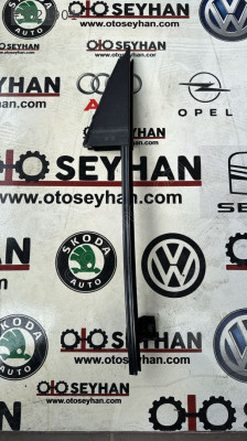551000549AA Chery tiggo 7 pro sağ arka kapı cam direği
