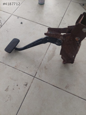 NİSSAN NAVARA GAZ PEDALI