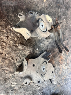 RENAULT MEGANE 2 1.5 DİZEL ARKA DİNGİL KULAĞI ÇIKMA ORJİNAL