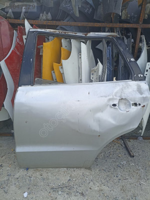 Hyundai santafe sol arka kapı