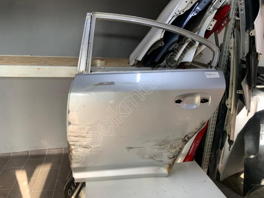 TOYOTA AVENSİS 2009 2010 2011 2012 2013 2014 SOL ARKA KAPI Ç