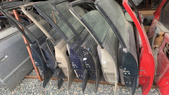 OPEL OMEGA B SAĞ ÖN KAPI.OTO ERKAN ÜNYE