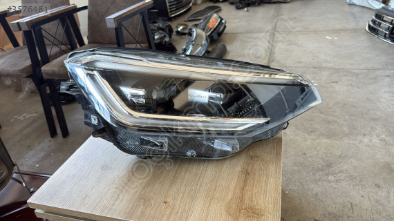 Vw Taigo sağ far çıkma