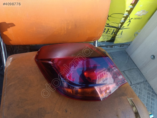 OPEL ASTRA J HB SOL DIŞ STOP ÇIKMA ORJİNAL YEDEK PARÇA