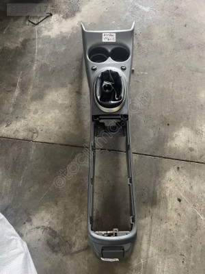 HONDA CİVİC VTEC2 ORTA KONSOL ORJİNAL ÇIKMA