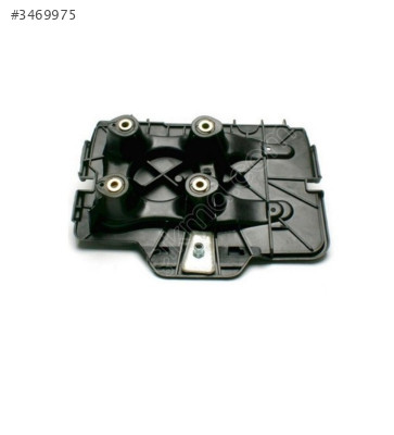 1J0915333A AKÜ ALT BRAKETİ GOLF4-BORA LEON-OCTAVİA-A3