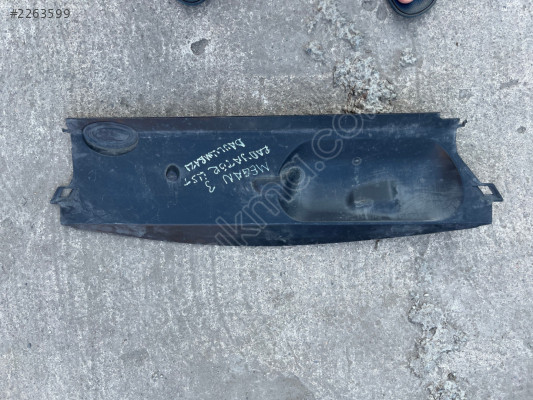 RENAULT MEGANE 3 RADYATÖR ÜST DAVLUMBAZ 214769986R