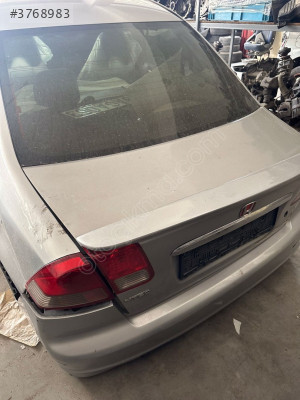 HONDA CİVİC VTEC2 BAGAJ KAPAĞI HATASIZ ORJİNAL ÇIKMA