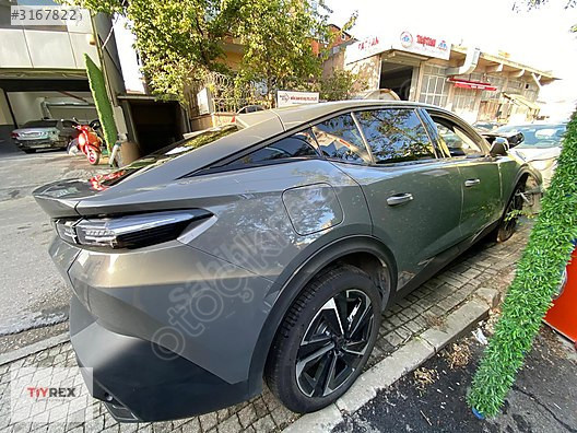 PEUGEOT 408 SÖKME SAĞ ARKA ÇAMURLUK ORJİNAL HATASIZ 2023-2024