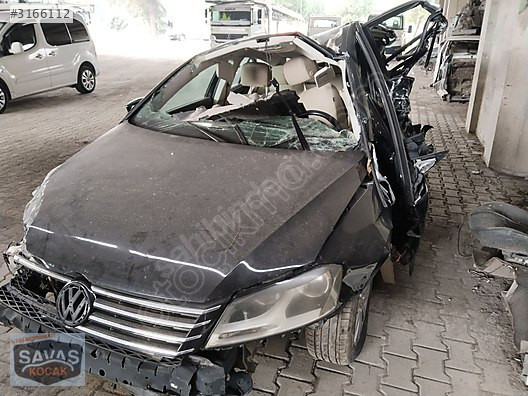 2011 Volkswagen PASSAT Fan
