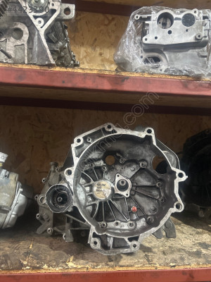 VOLKSWAGEN GOLF JETTA 1.6FSİ 6İLERİ MANUEL ŞANZIMAN ÇIKMA ORJİNAL