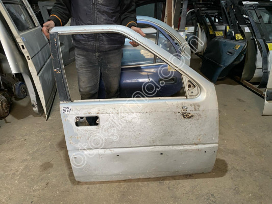 HYUNDAİ SONATA SAĞ ÖN KAPI 1990-1994 MODEL ORJİNAL