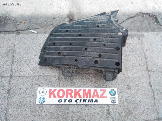 SEAT LEON ARKA TAMPON ALT KAPAĞI