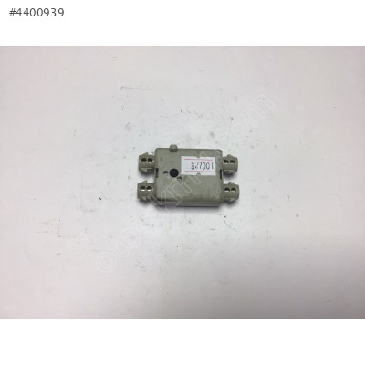 BMW 7 Serisi Hava Anteni Amplifikatörü 911826106 21367510