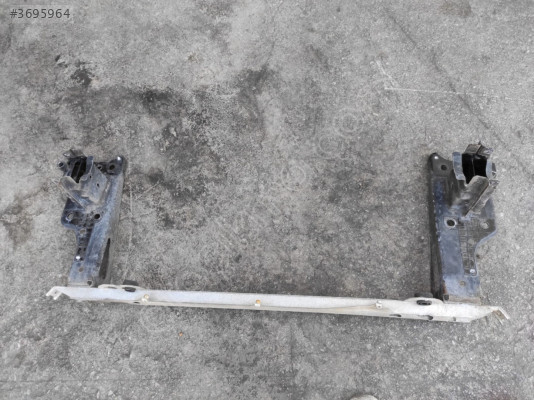 OPEL CORSA D ÖN TAMPON DEMİR AYAKLARI ŞASE UCU