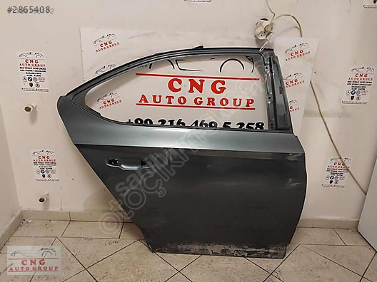 Skoda süperb sağ arka kapı 2016-20