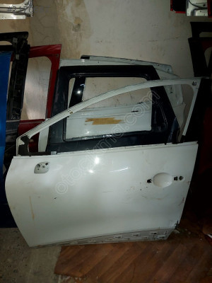 RENAULT CLİO 4 SOL ÖN KAPI