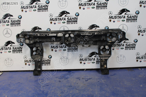 BMW F40 1 SERİ ARKA TAMPON BRAKET