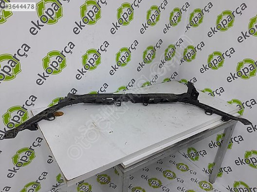 MERCEDES GLB 2019 2023 W247 ÖN PANEL A2476207200