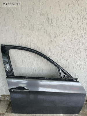 BMW 3 SERİSİ E90 HATASIZ BOYASIZ SAĞ ÖN KAPI ÇIKMA EGE OTO BURSA